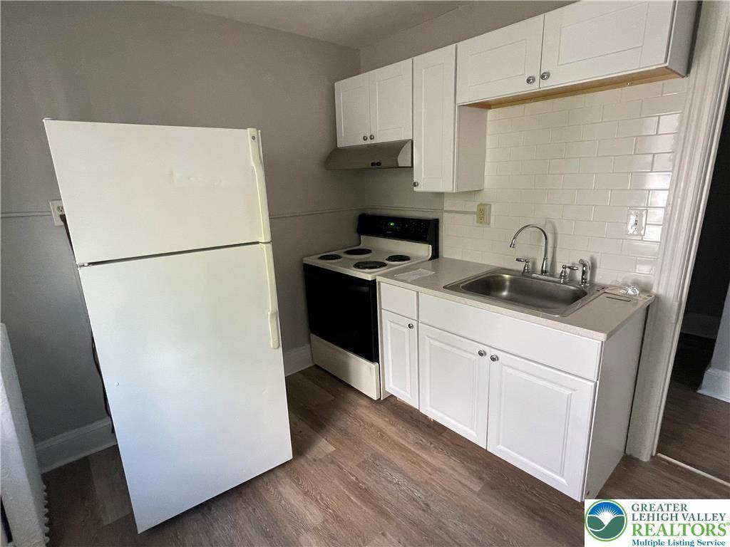650 N New St - Photo 4 of 7