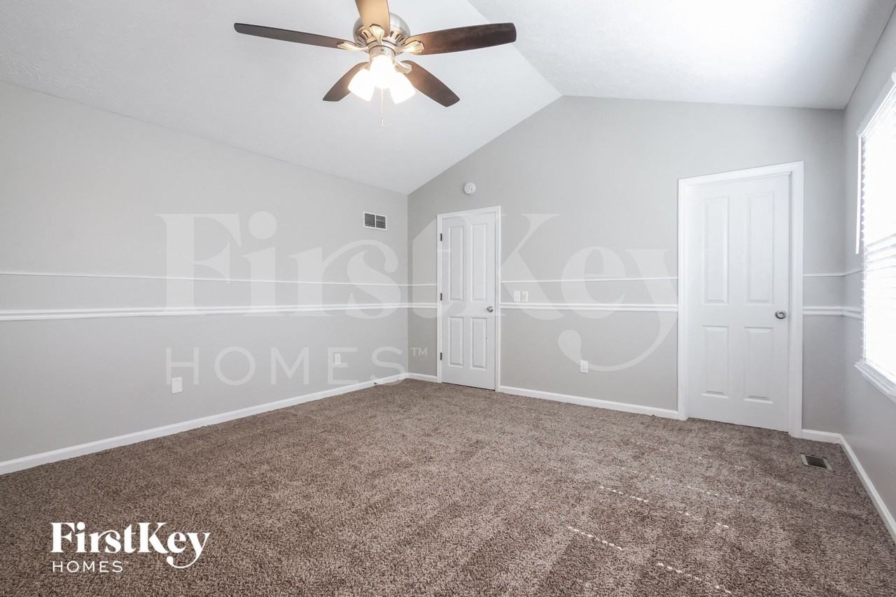 928 Timber Creek Dr - Photo 7 of 15