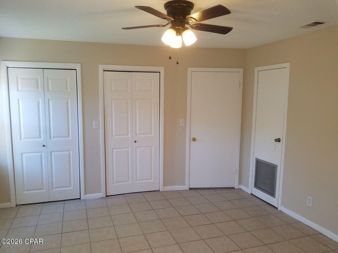 7220 Poinciana Dr - Photo 2 of 10