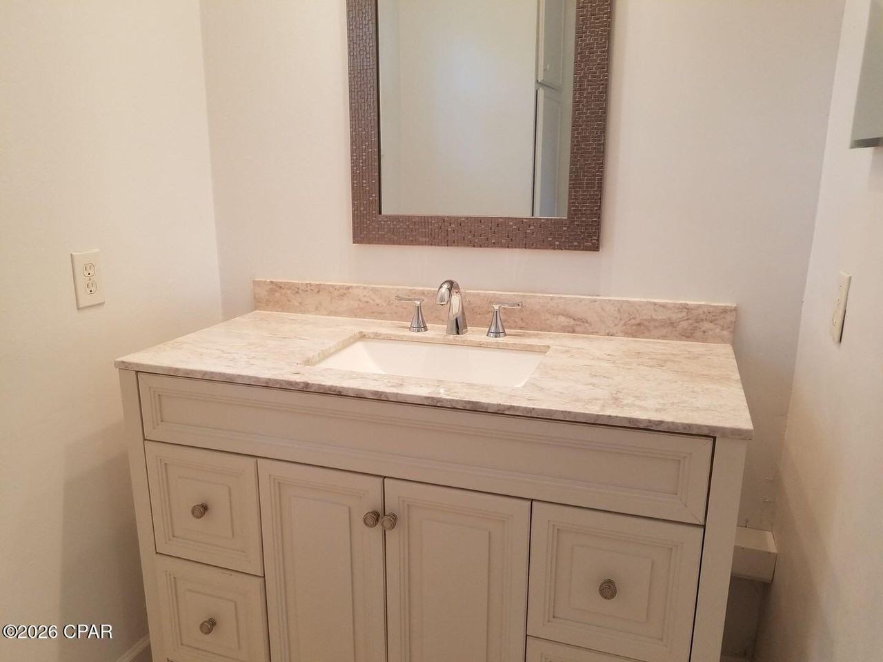 7220 Poinciana Dr - Photo 4 of 10