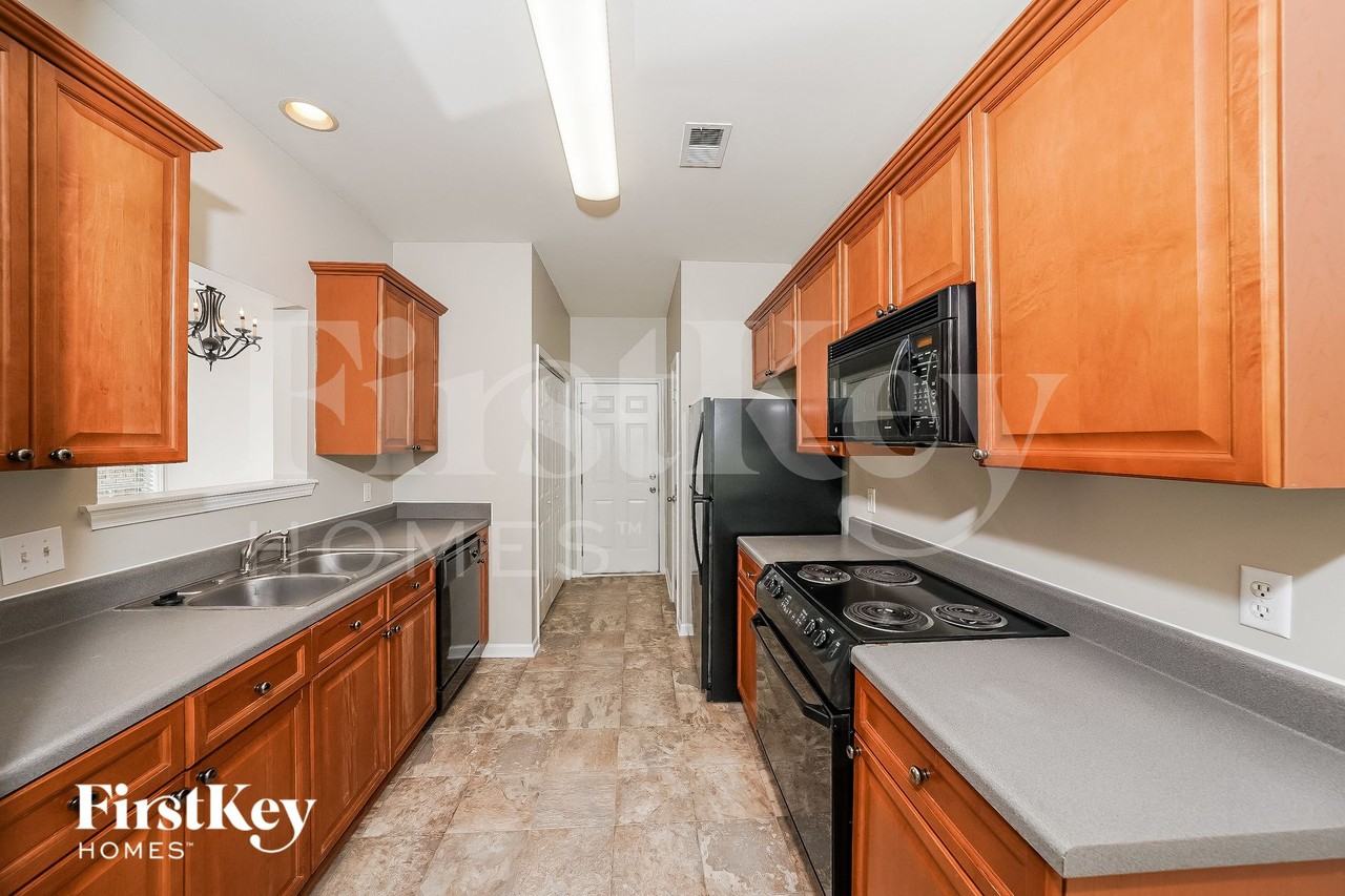 2534 Joey Adkins Dr - Photo 5 of 14