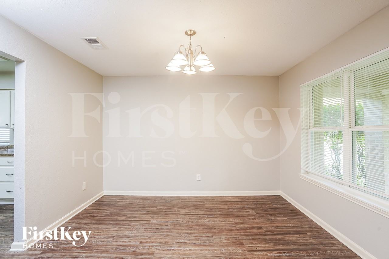 4706 Whispering Falls Dr - Photo 5 of 15