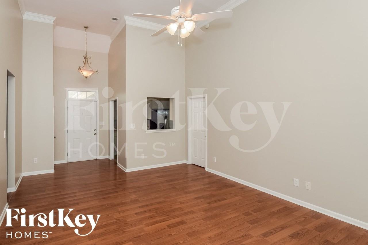 2234 Forest Lakes Ln - Photo 4 of 16