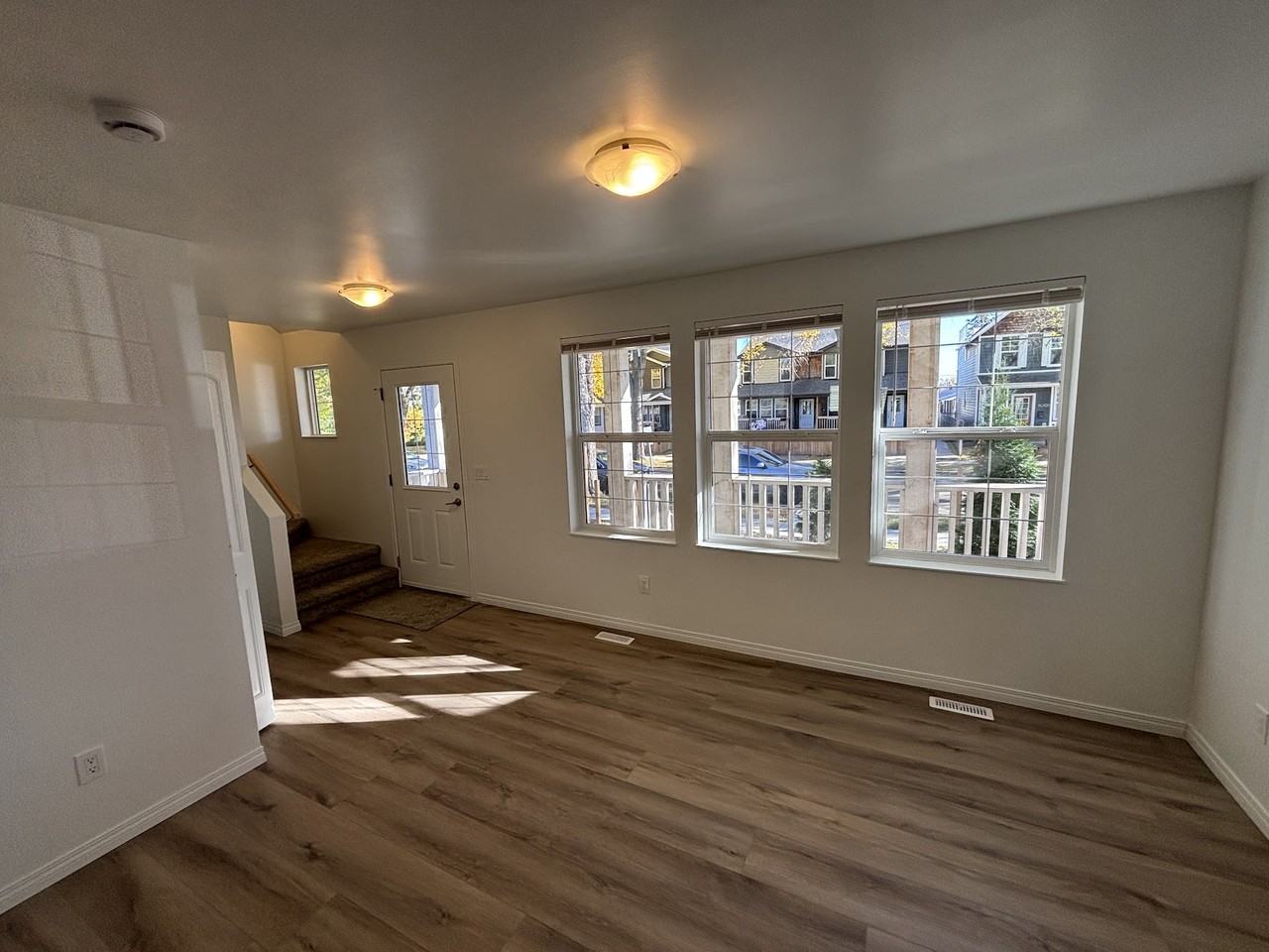 Highlands - 11208 51 ST NW Main - Photo 3 of 22