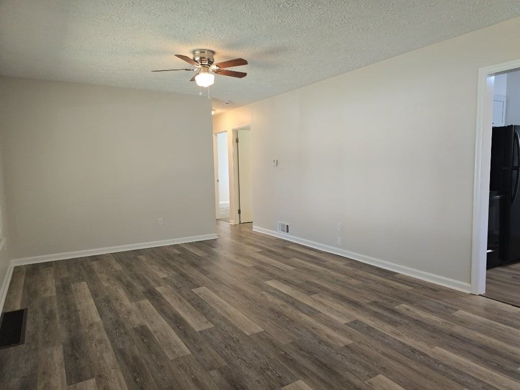 1748 Darst Ave - Photo 7 of 20