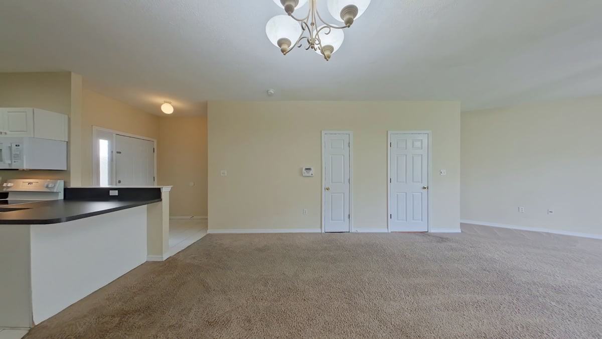 7244 Grimms Lndg - Photo 4 of 20