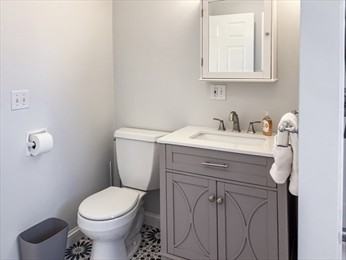 65 Saint James Cir #2 - Photo 3 of 20