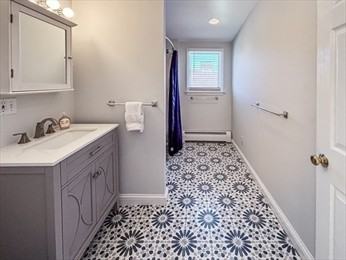 65 Saint James Cir #2 - Photo 4 of 20