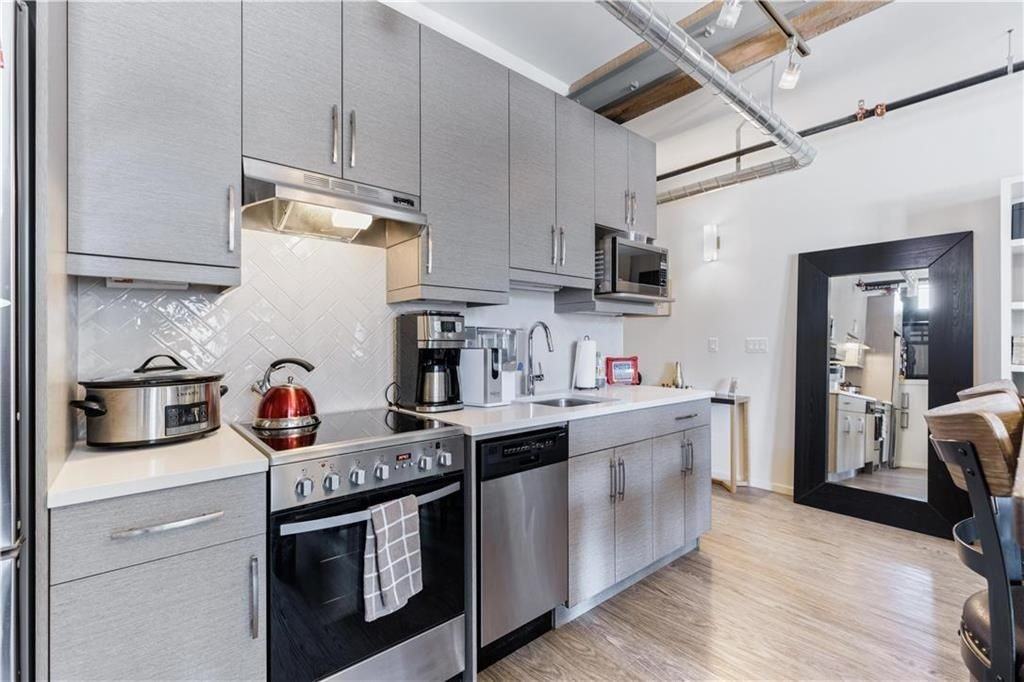 139 Market Avenue 505 - Photo 2 of 22