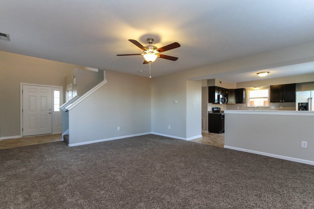 11156 Dark Star Ln - Photo 3 of 16