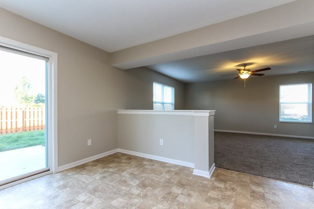 11156 Dark Star Ln - Photo 5 of 16