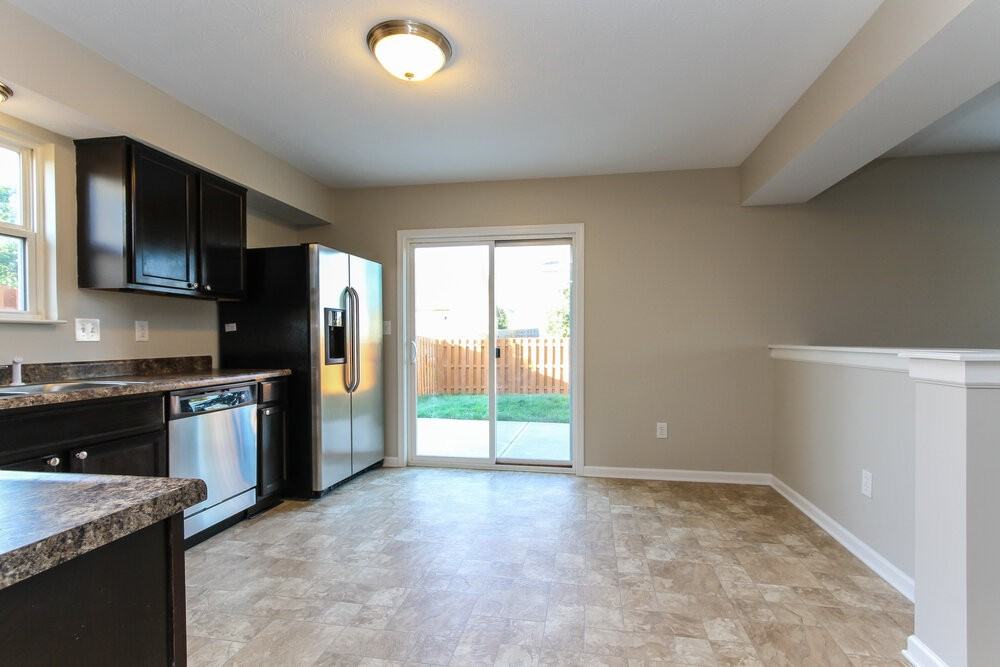 11156 Dark Star Ln - Photo 7 of 16