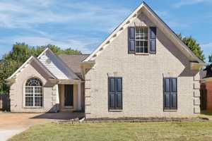 featured image of 984 Cully Rd