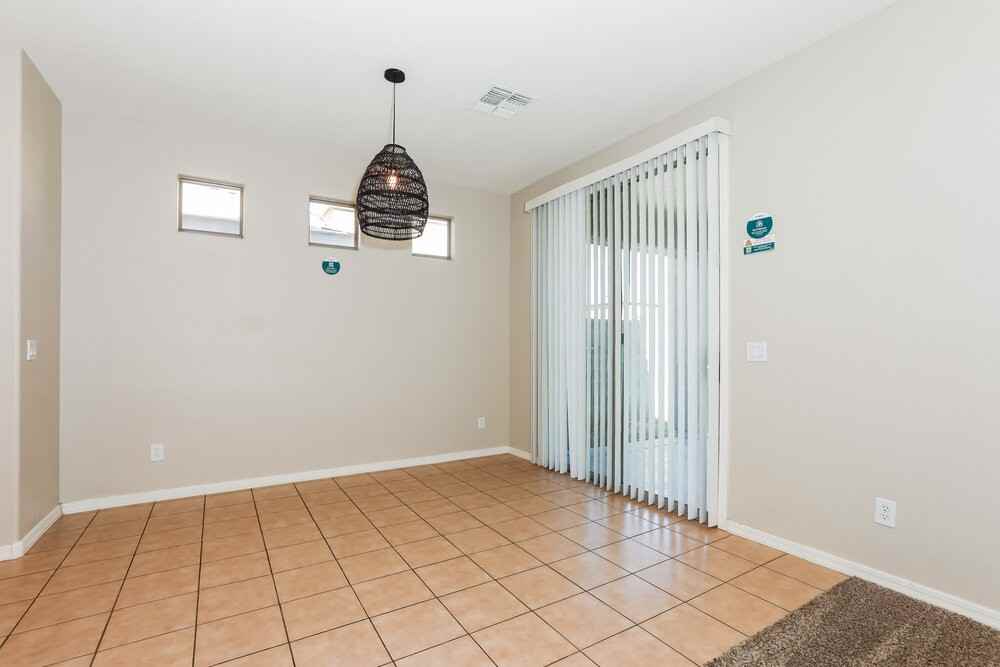 4716 E Cloudburst Dr - Photo 5 of 16