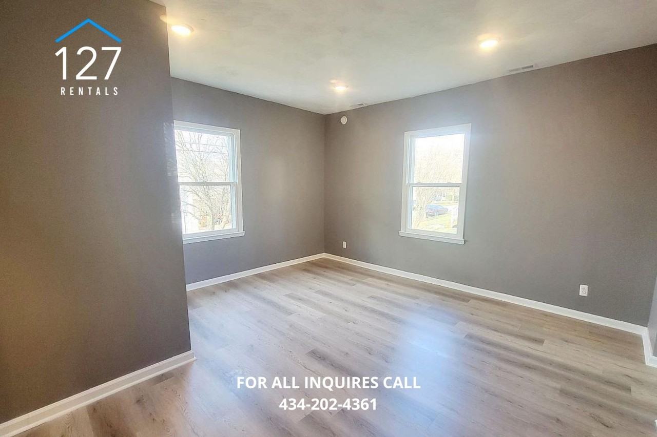 1022 Pierce St - Photo 5 of 29