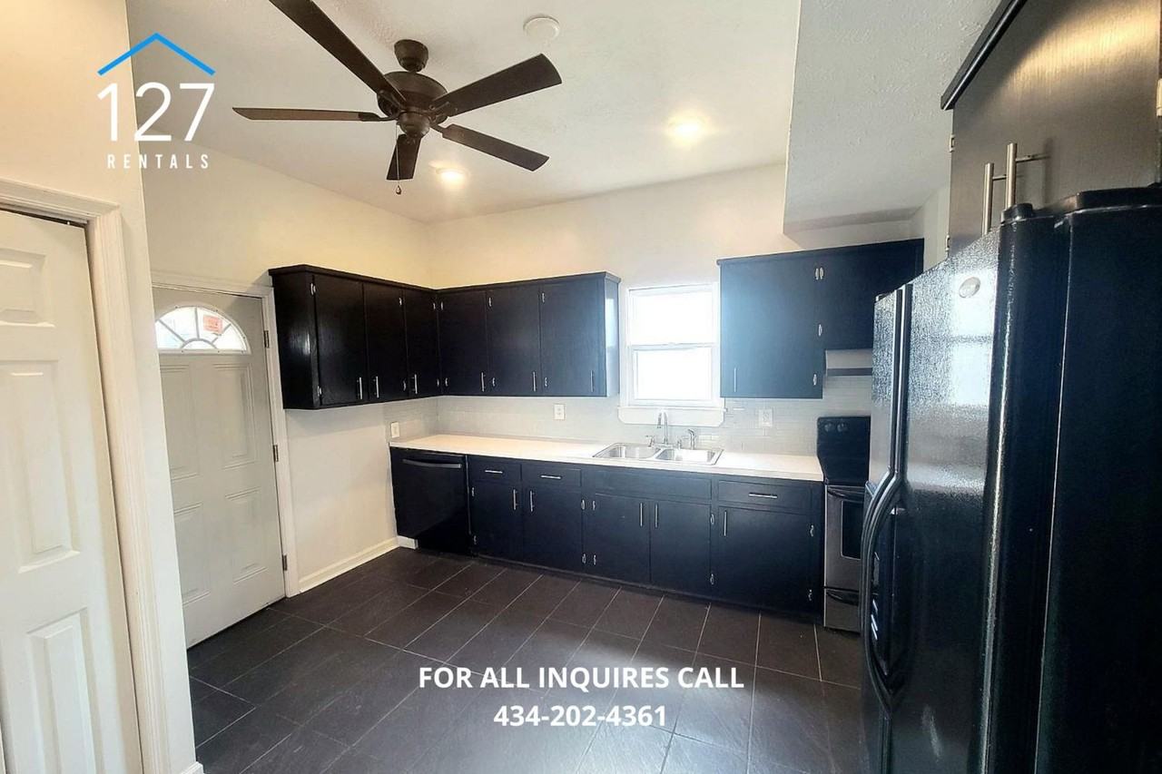 1022 Pierce St - Photo 7 of 29