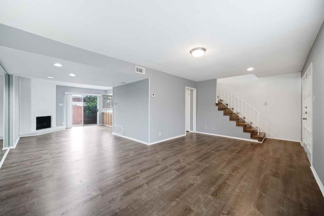10958 Crown Park - Photo 5 of 36