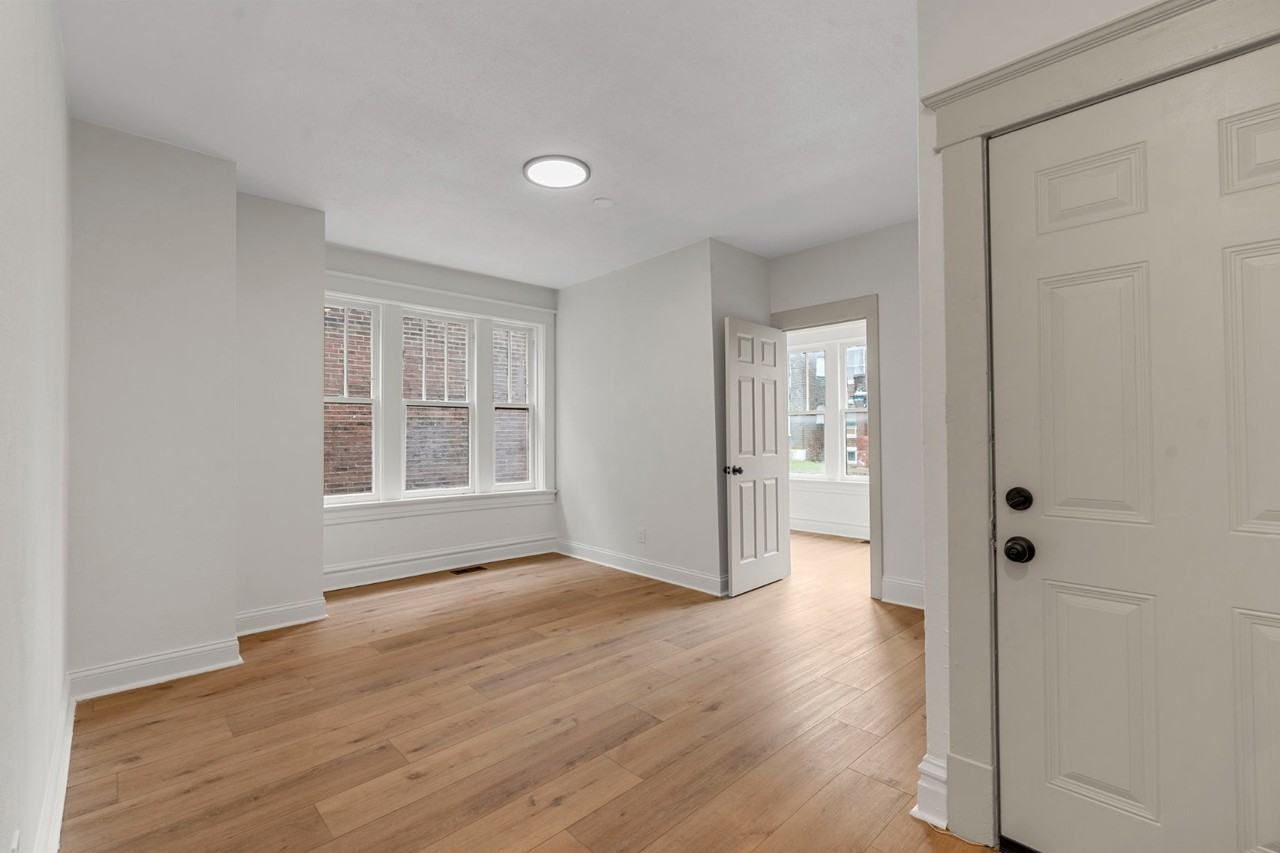 3728 Hydraulic Ave #2S - Photo 3 of 24