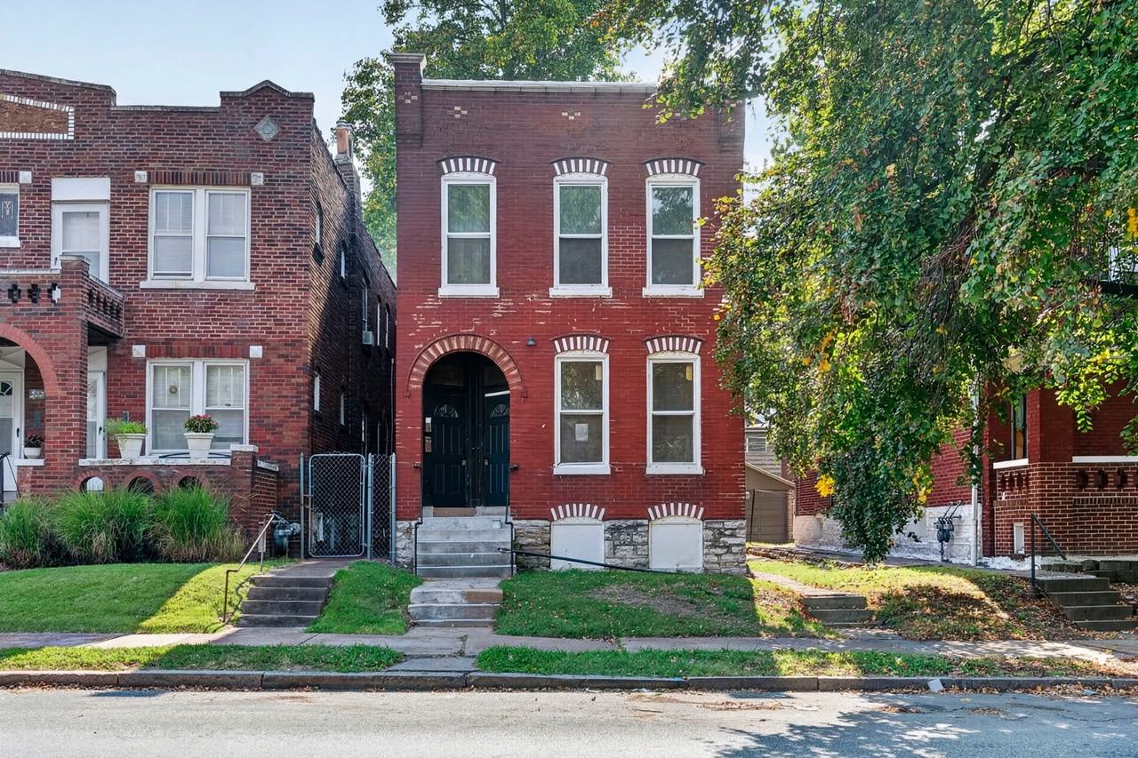 920 Bates St #1F - Photo 4 of 28