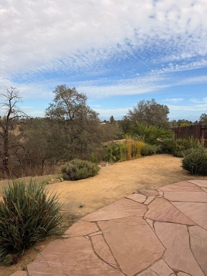 2790 Blue Bell Dr - Photo 5 of 26