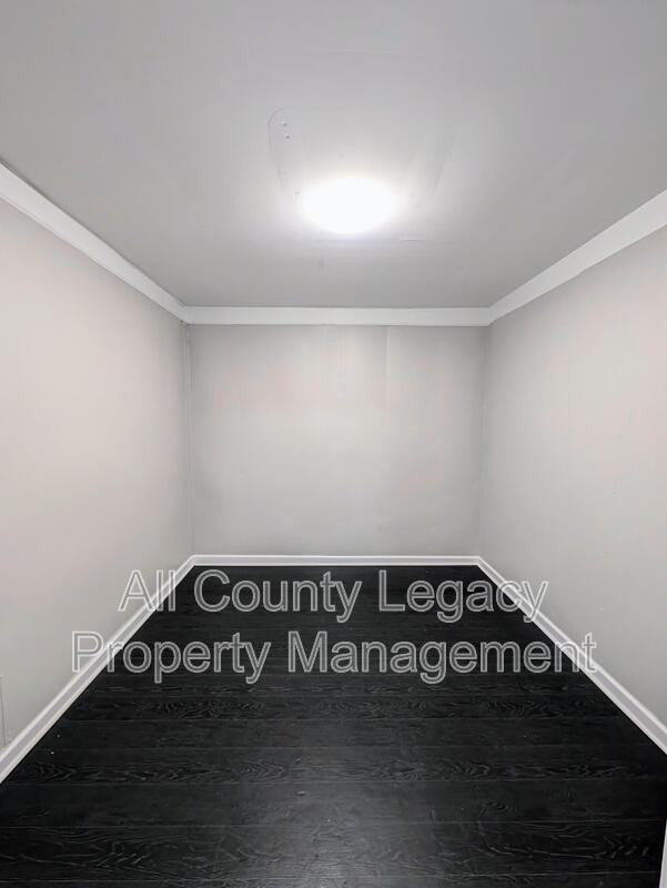 2155 Newbury Rd - Photo 6 of 13