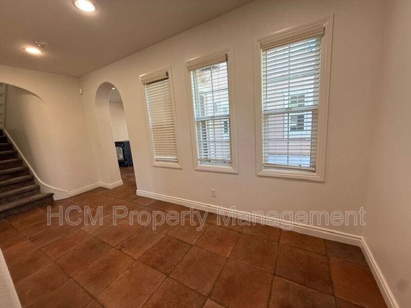 67 Sanctuary - Photo 4 of 47