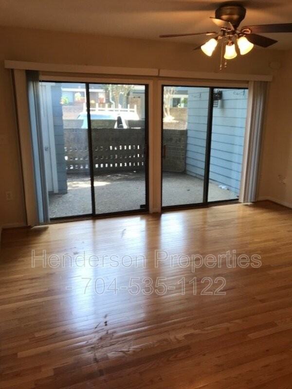 419 W 8th St #58 - Photo 5 of 19