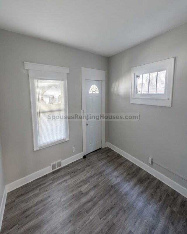 3554 N Capitol Ave - Photo 2 of 15