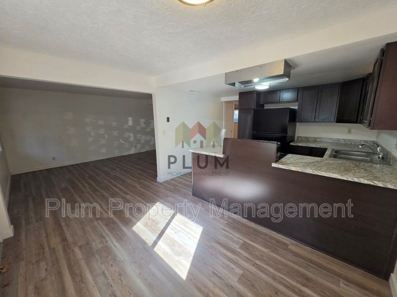 200 Eddy Ave #1A - Photo 4 of 19