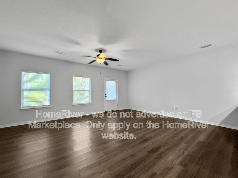 1719 Sound Haven Ct - Photo 4 of 18