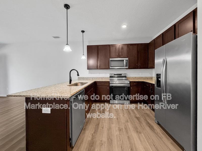 1719 Sound Haven Ct - Photo 7 of 18