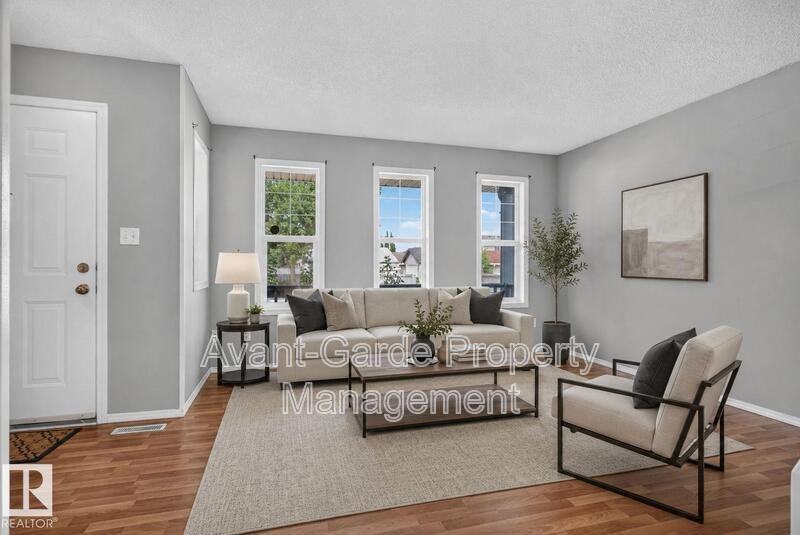 8923 173 Ave Nw - Photo 3 of 15