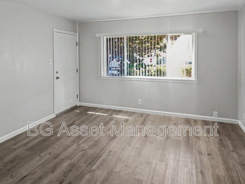 1691 Hayes St - Photo 2 of 16