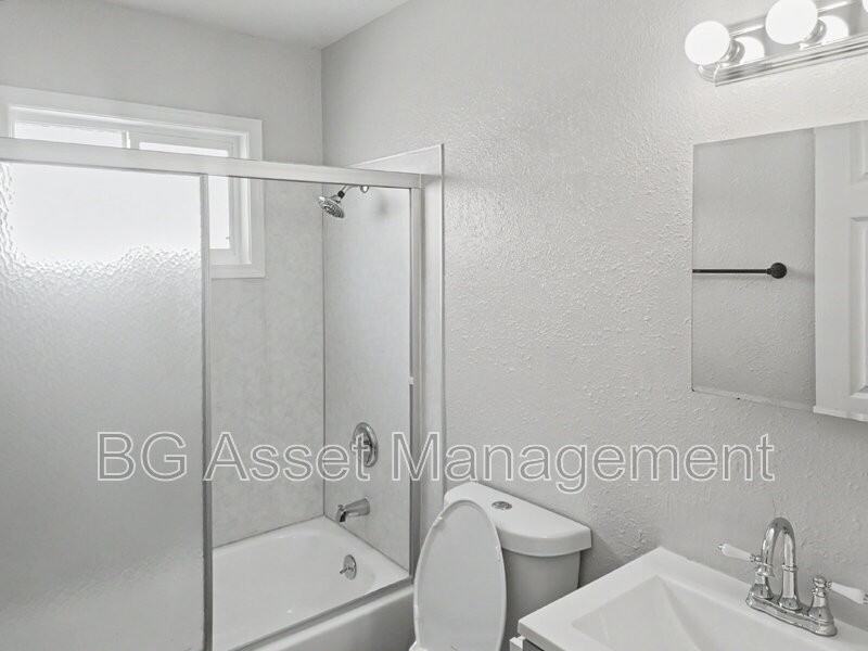 1691 Hayes St - Photo 7 of 16
