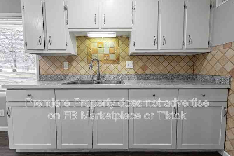 7607 E 110th St - Photo 4 of 16