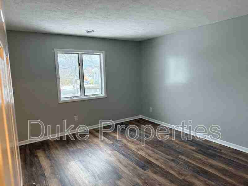 70 Market St #70 - Photo 4 of 16