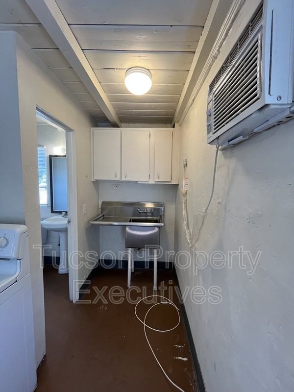 3168 E Benson Hwy - Photo 5 of 11