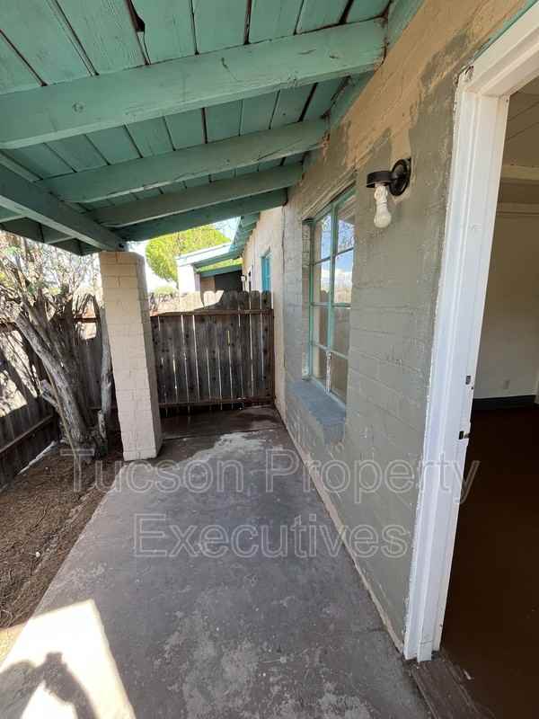 3168 E Benson Hwy - Photo 7 of 11