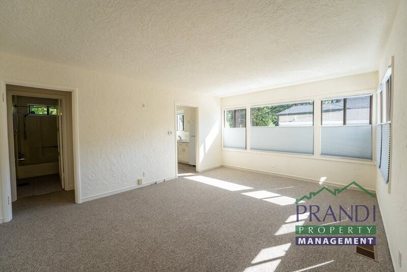 20 Gardner St #3 - Photo 3 of 10