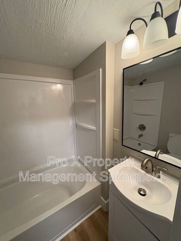 2260 N Main Ave - Photo 7 of 19