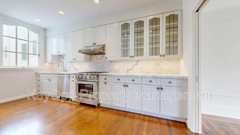 2250 Green St #6 - Photo 6 of 22