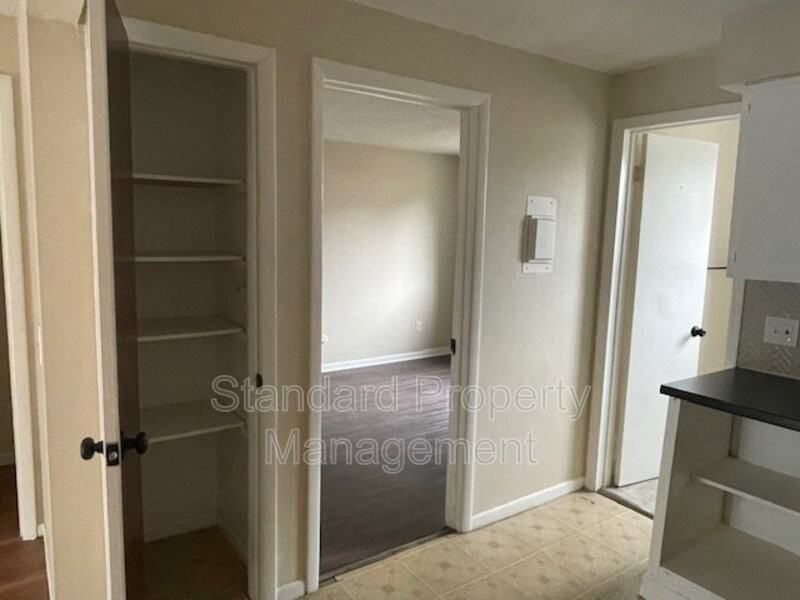 367 Elmwood Ave #10 - Photo 6 of 10