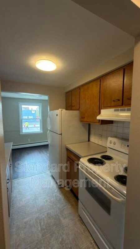 2629 Elmwood Ave #4 - Photo 5 of 8