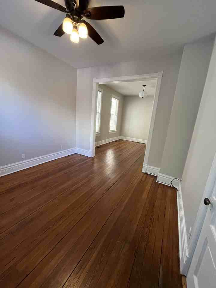 1317 W George St #1 - Photo 3 of 21