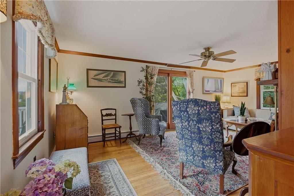 65 Green End Ave - Photo 4 of 26