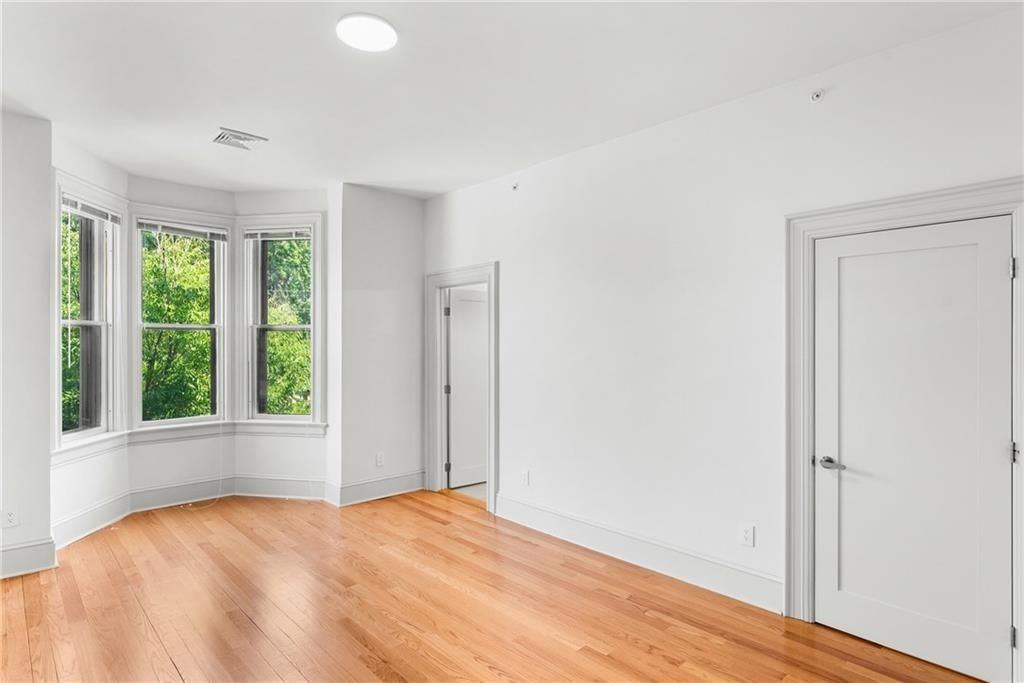 31 Parade St ##202 - Photo 2 of 42