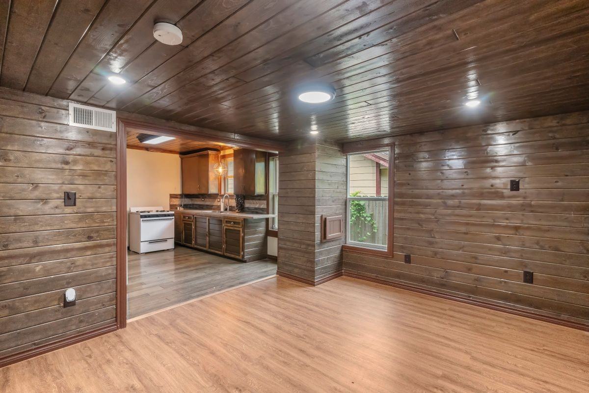 135 Nancy Pl - Photo 7 of 19