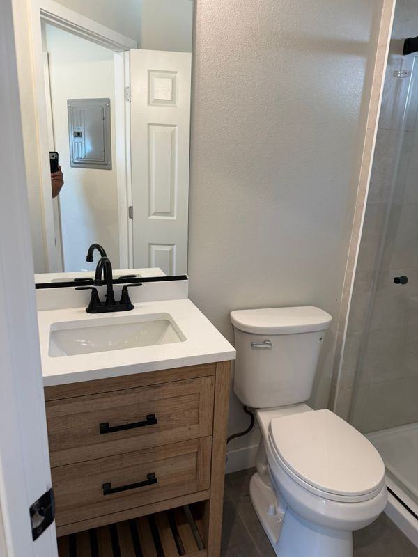 940 N Garden St - Photo 5 of 13