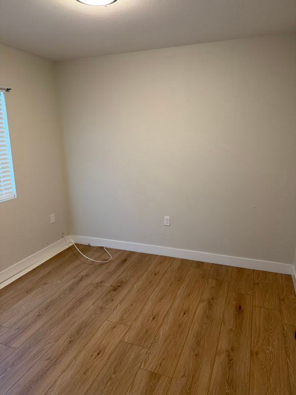 940 N Garden St - Photo 7 of 13
