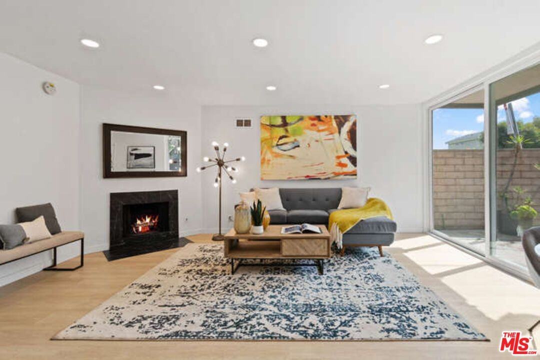 41 29th Ave ##1 - Photo 3 of 27